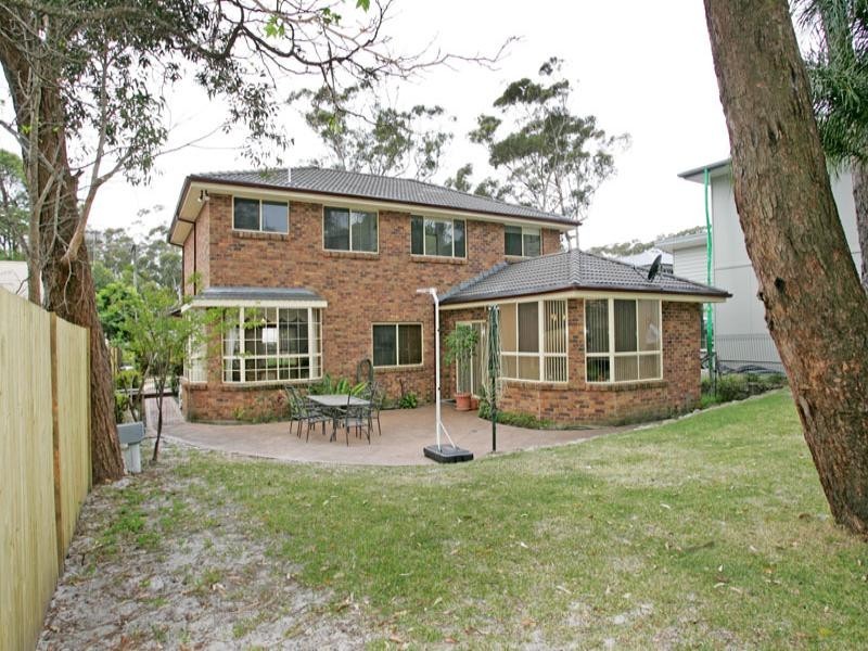 13 Patstone Street, Bateau Bay NSW 2261