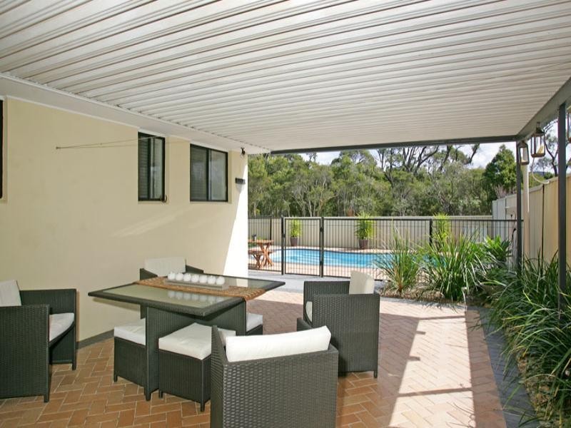 17 Lady Penrhyn Close, Bateau Bay NSW 2261