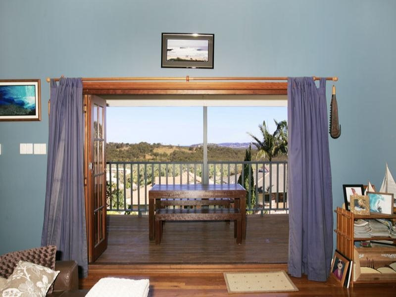 26 Morley Avenue, Bateau Bay NSW 2261