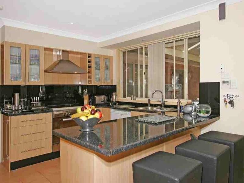 194 Cresthaven Avenue, Bateau Bay NSW 2261