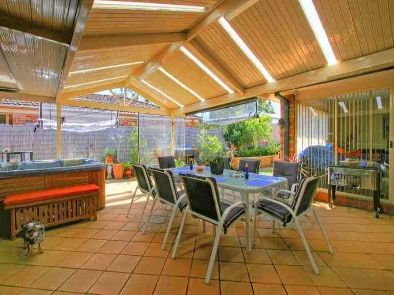 194 Cresthaven Avenue, Bateau Bay NSW 2261