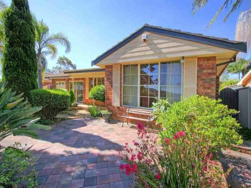 194 Cresthaven Avenue, Bateau Bay NSW 2261