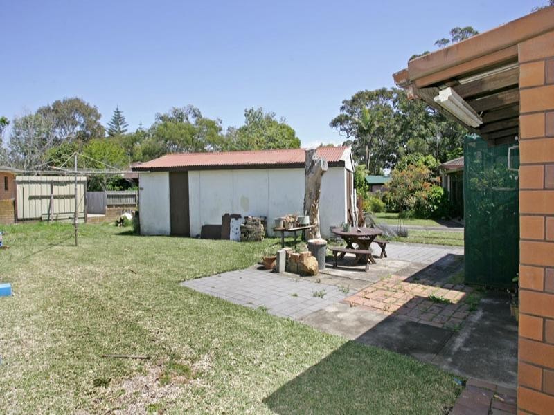 3 Bateau Bay Road, Bateau Bay NSW 2261
