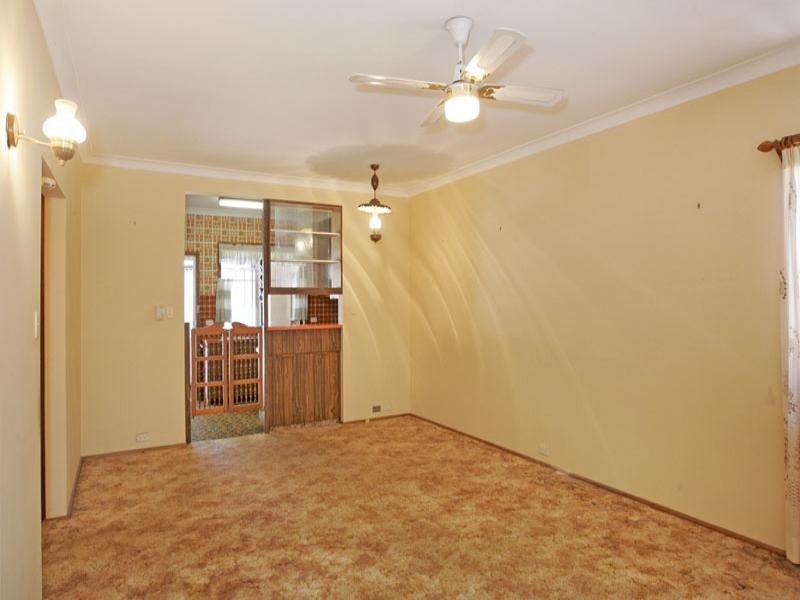 2/5 Pheasant Avenue, Bateau Bay NSW 2261