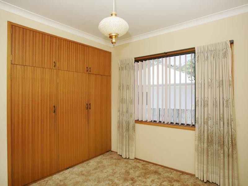 2/5 Pheasant Avenue, Bateau Bay NSW 2261