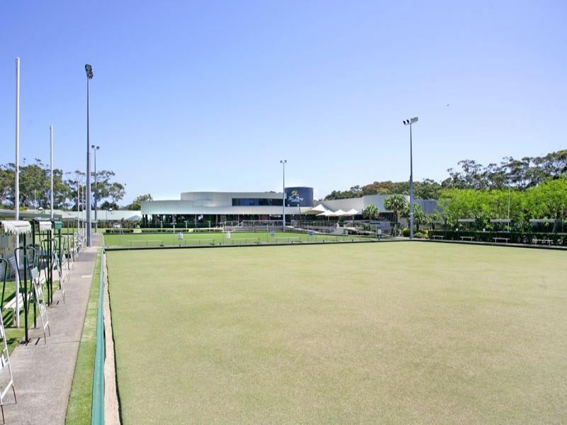 2/5 Pheasant Avenue, Bateau Bay NSW 2261