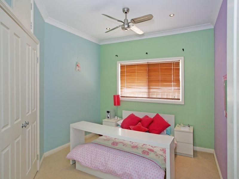 5 Garland Avenue, Killarney Vale NSW 2261