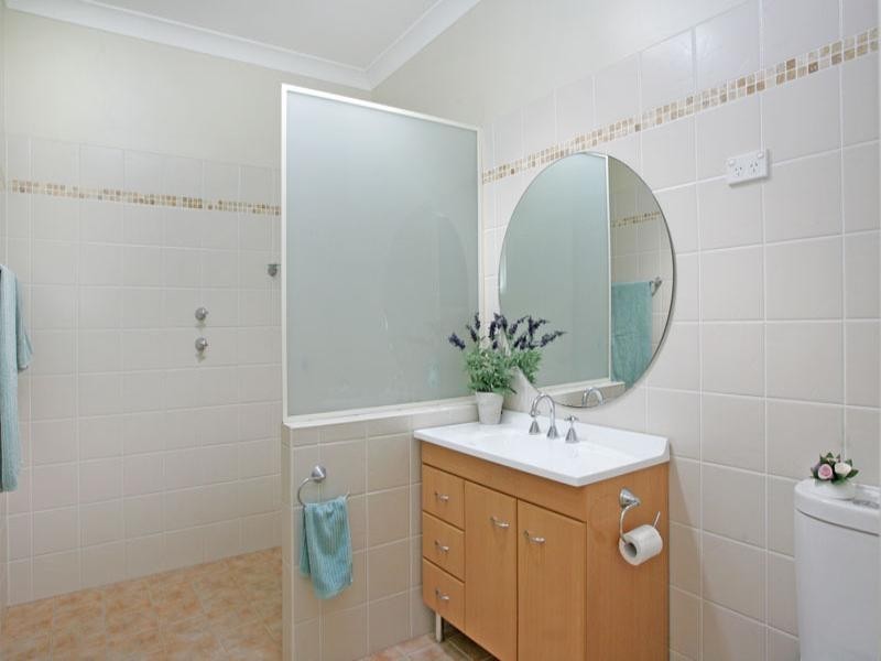 5 Garland Avenue, Killarney Vale NSW 2261