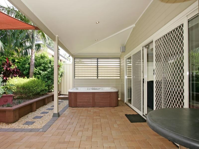 5 Garland Avenue, Killarney Vale NSW 2261