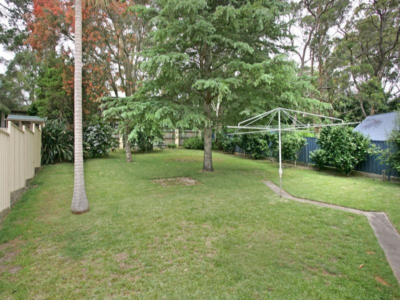 94 Lakin Street, Bateau Bay NSW 2261