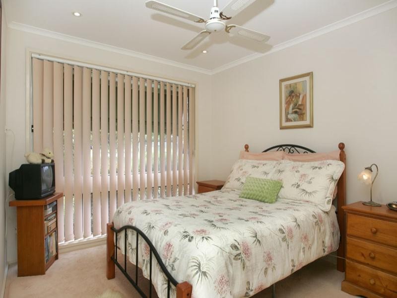 155 Cresthaven Avenue, Bateau Bay NSW 2261