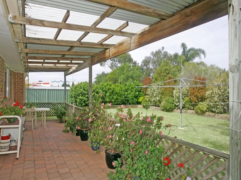 155 Cresthaven Avenue, Bateau Bay NSW 2261