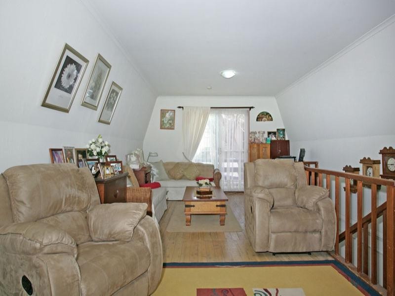 23 Hilltop Street, Bateau Bay NSW 2261