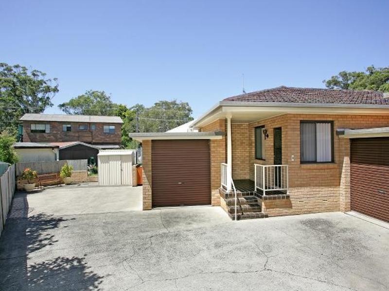 2/5 Pheasant Avenue, Bateau Bay NSW 2261