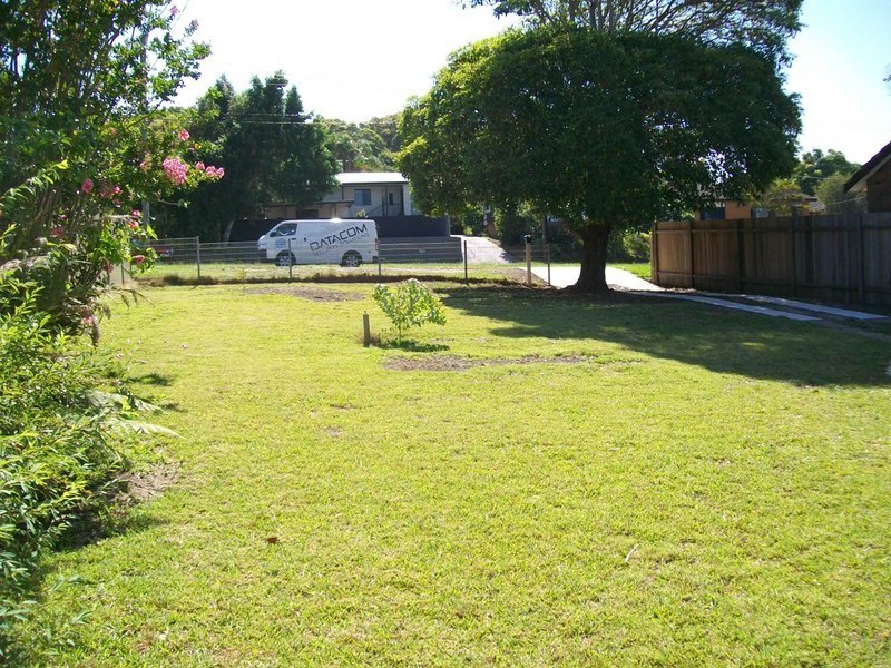 540 The Entrance Road, Bateau Bay NSW 2261