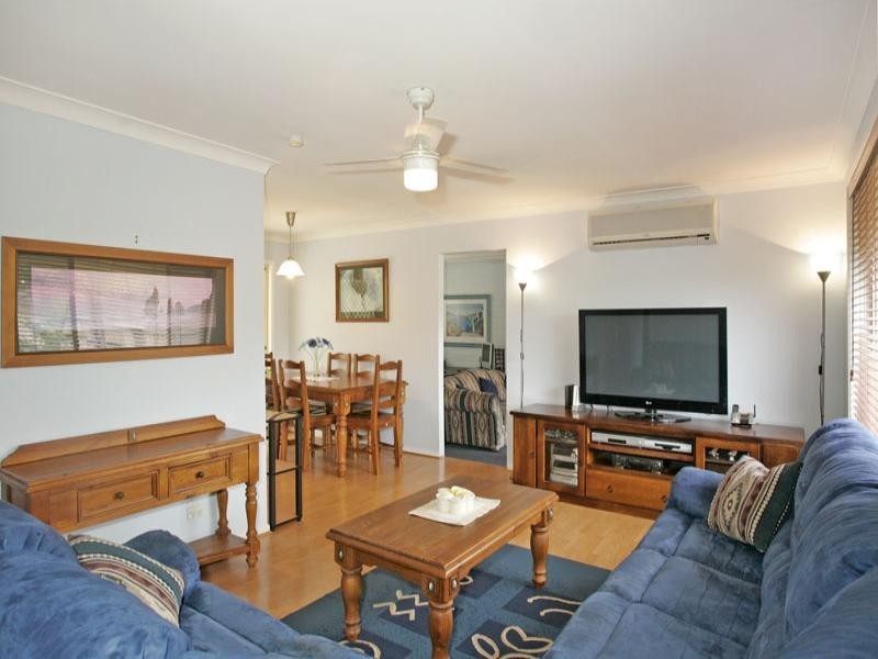 11 Rotherham Street, Bateau Bay NSW 2261