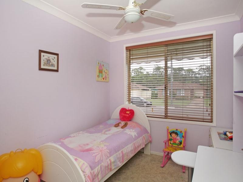 11 Rotherham Street, Bateau Bay NSW 2261