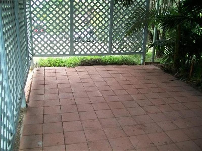 32 Rays Road, Bateau Bay NSW 2261