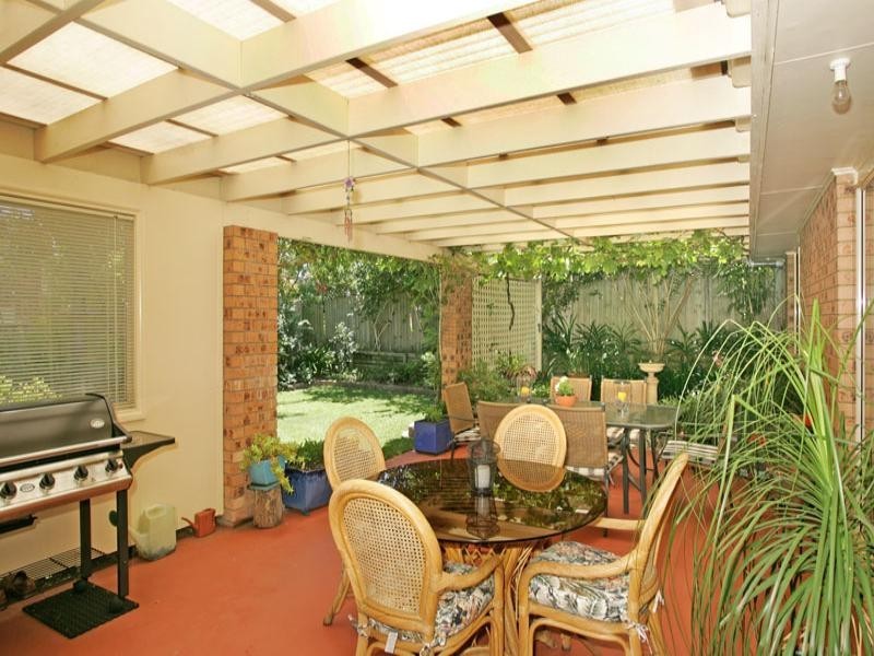 204 Cresthaven Avenue, Bateau Bay NSW 2261