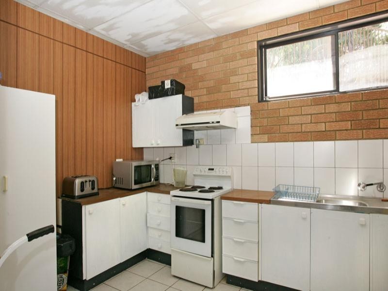 47 Belford Avenue, Bateau Bay NSW 2261