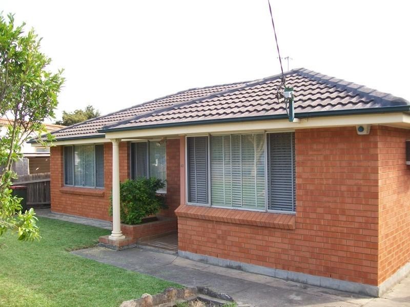42 Robertson Road, Killarney Vale NSW 2261