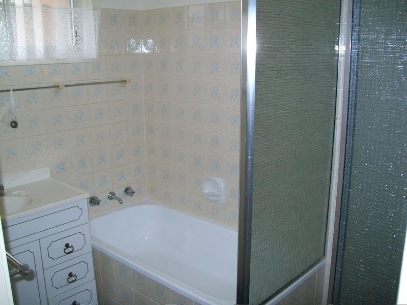 42 Robertson Road, Killarney Vale NSW 2261