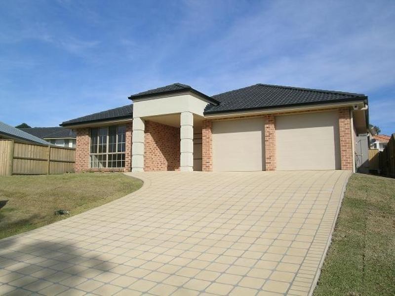 17 Churchill Street, Bateau Bay NSW 2261