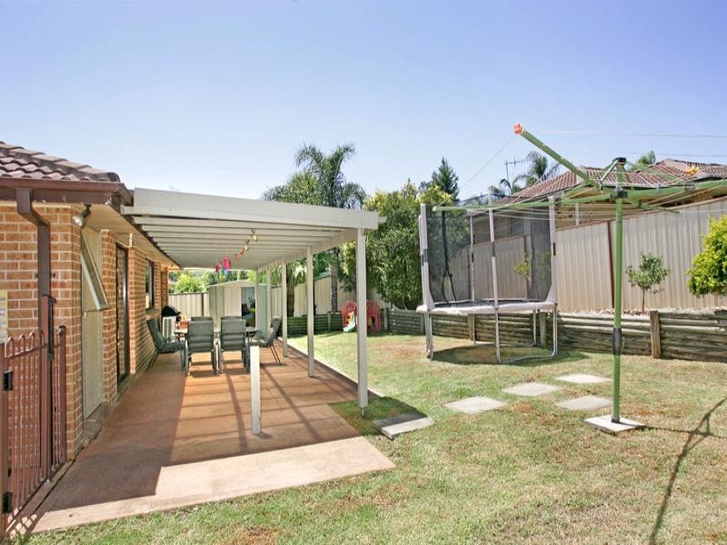 174 Cresthaven Avenue, Bateau Bay NSW 2261