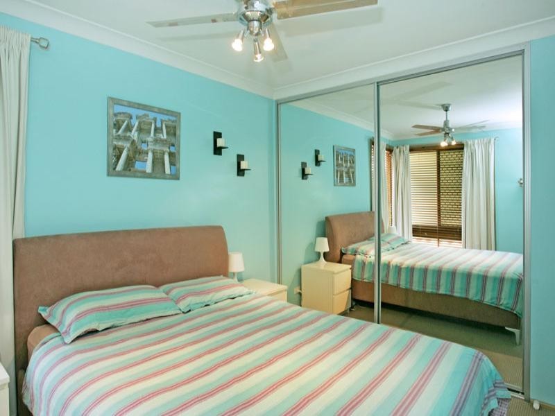 174 Cresthaven Avenue, Bateau Bay NSW 2261