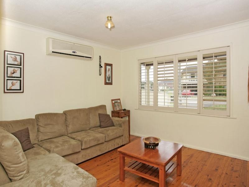 3 Oxley Road, Killarney Vale NSW 2261