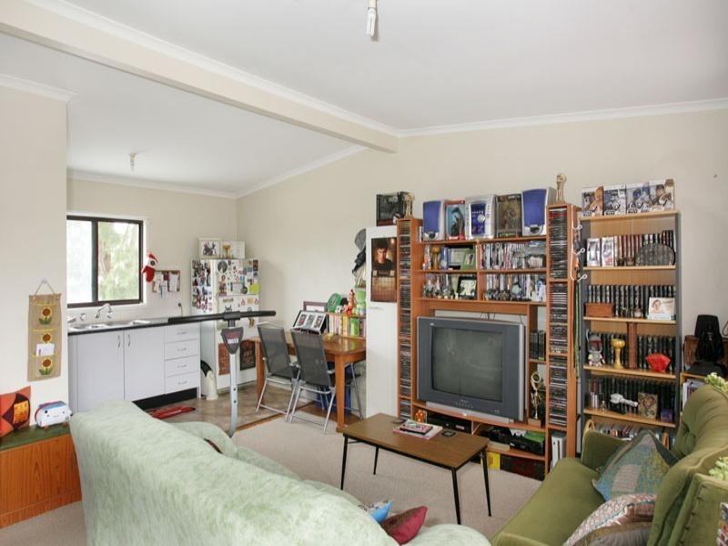 516 The Entrance Road, Bateau Bay NSW 2261