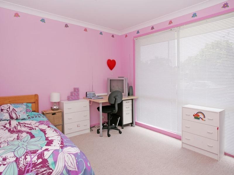 18 Cynthia Street, Bateau Bay NSW 2261