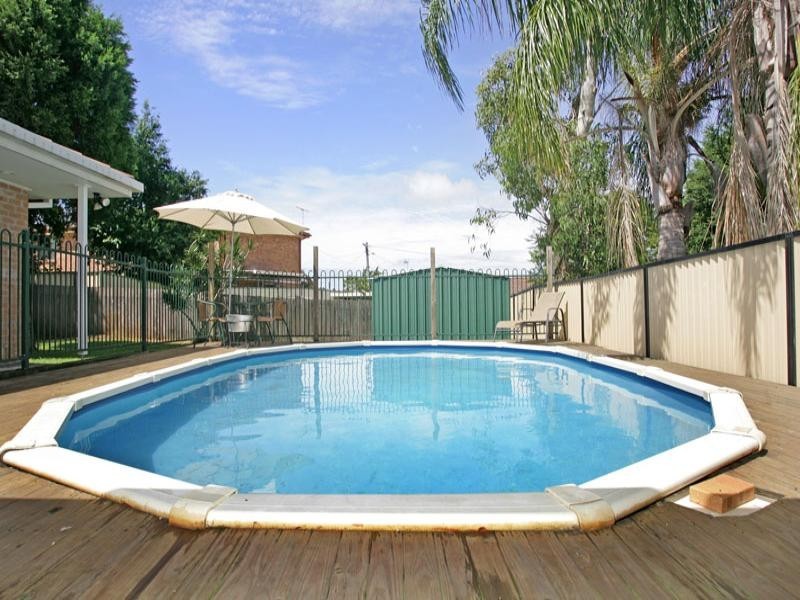 18 Cynthia Street, Bateau Bay NSW 2261