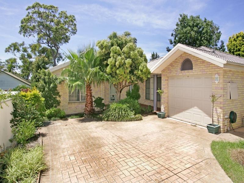 2A Parkside Avenue, Bateau Bay NSW 2261