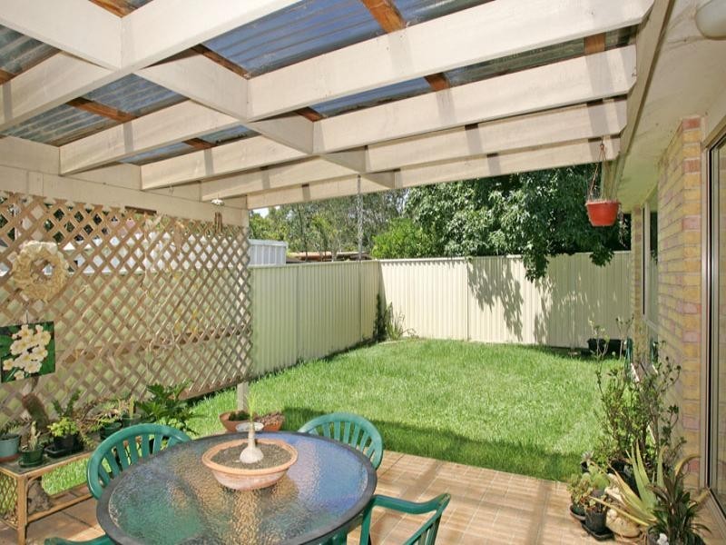 2A Parkside Avenue, Bateau Bay NSW 2261