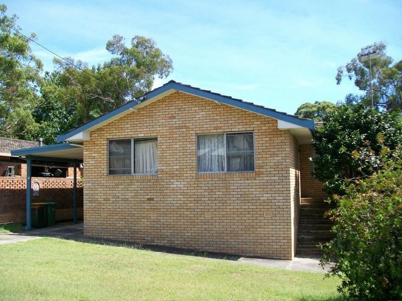 12 Yulong Street, Bateau Bay NSW 2261