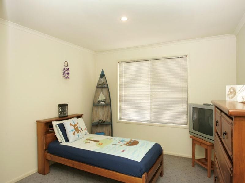 24 Wilfred Barrett Drive, The Entrance North NSW 2261