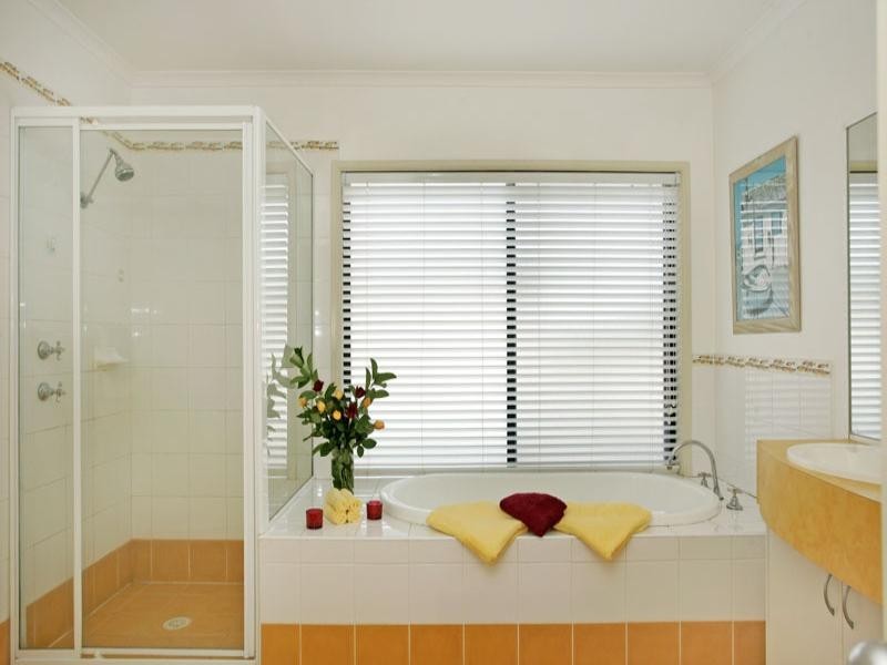 24 Wilfred Barrett Drive, The Entrance North NSW 2261