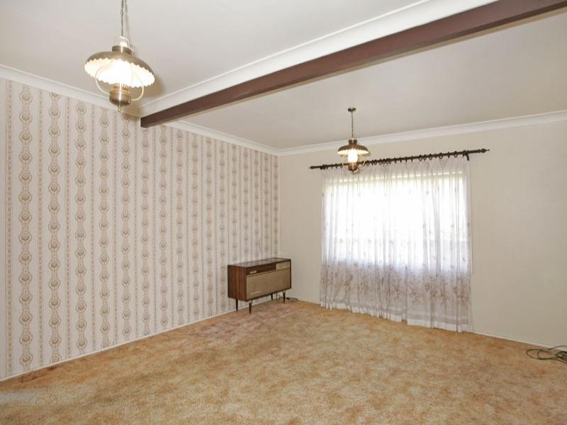 19 Ithaca Street, Bateau Bay NSW 2261