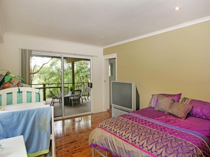 51 Boos Road, Forresters Beach NSW 2260
