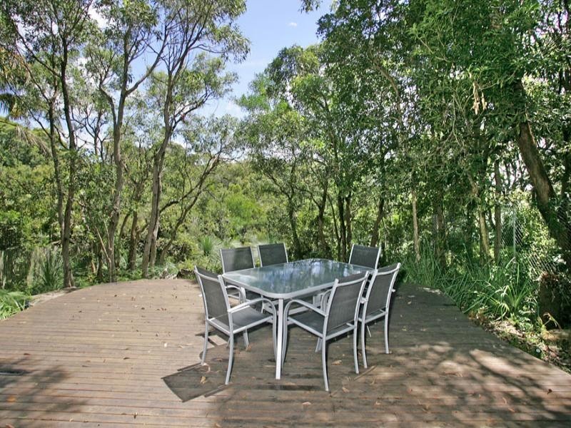 51 Boos Road, Forresters Beach NSW 2260