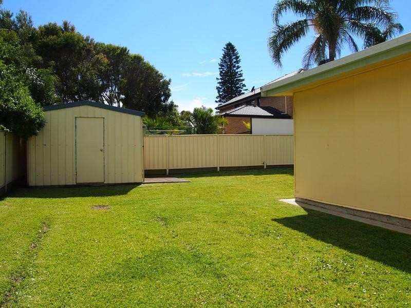 608 Coleridge Road, Bateau Bay NSW 2261