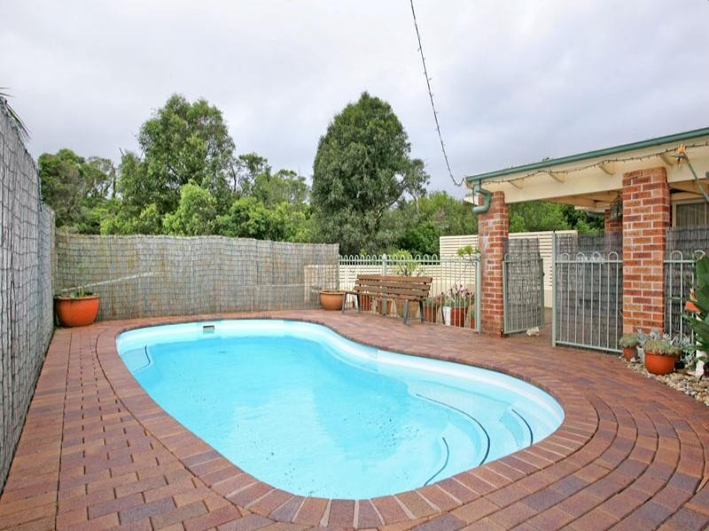 9 Gwydir Street, Bateau Bay NSW 2261
