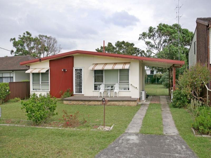 65 Flinders Avenue, Killarney Vale NSW 2261