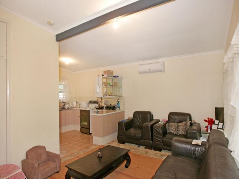 65 Flinders Avenue, Killarney Vale NSW 2261