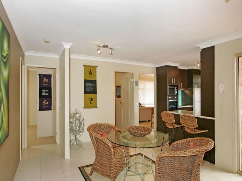27 Valley View Road, Bateau Bay NSW 2261