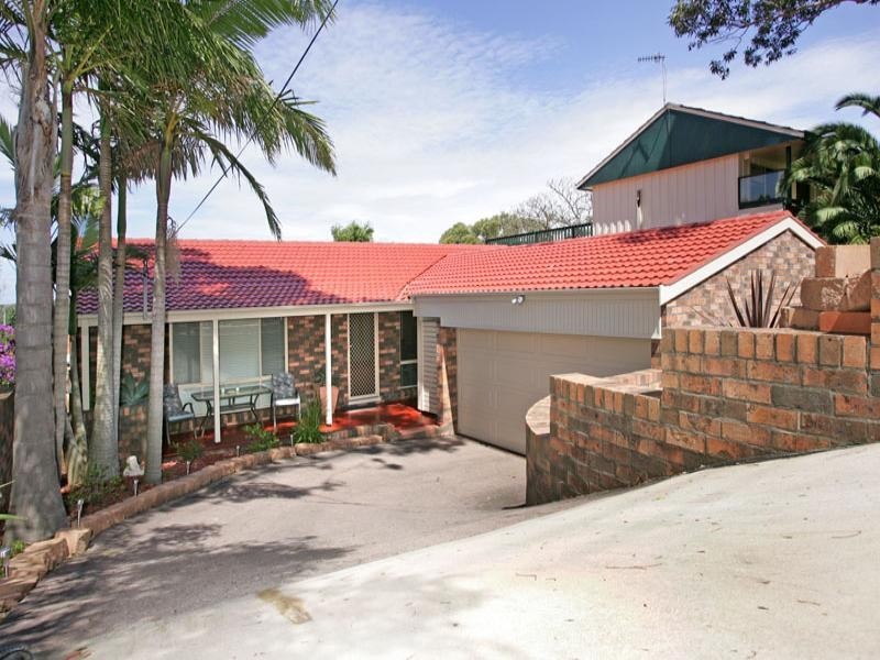 27 Valley View Road, Bateau Bay NSW 2261