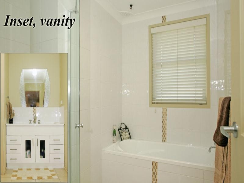 27 Valley View Road, Bateau Bay NSW 2261