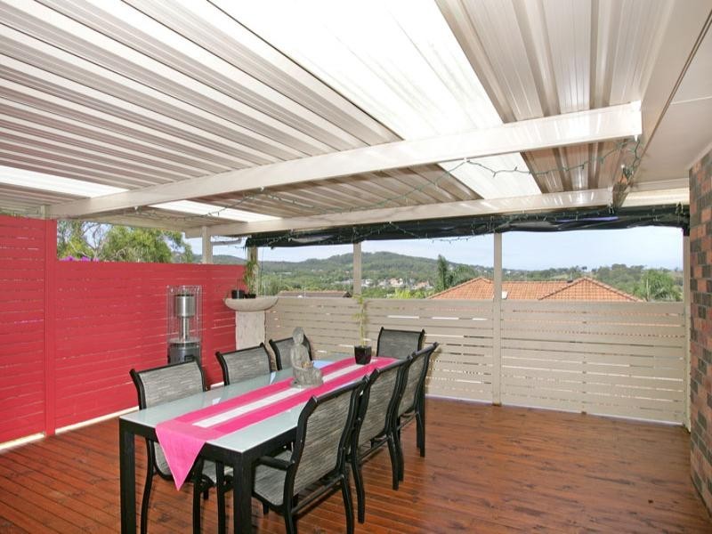 27 Valley View Road, Bateau Bay NSW 2261