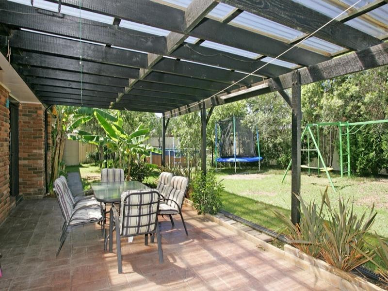 142 Cresthaven Avenue, Bateau Bay NSW 2261